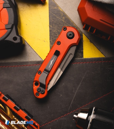 Microtech LUDT Journeyman Gen III T/E Auto Knife Red/Black Al (3.5" Two-Tone)
